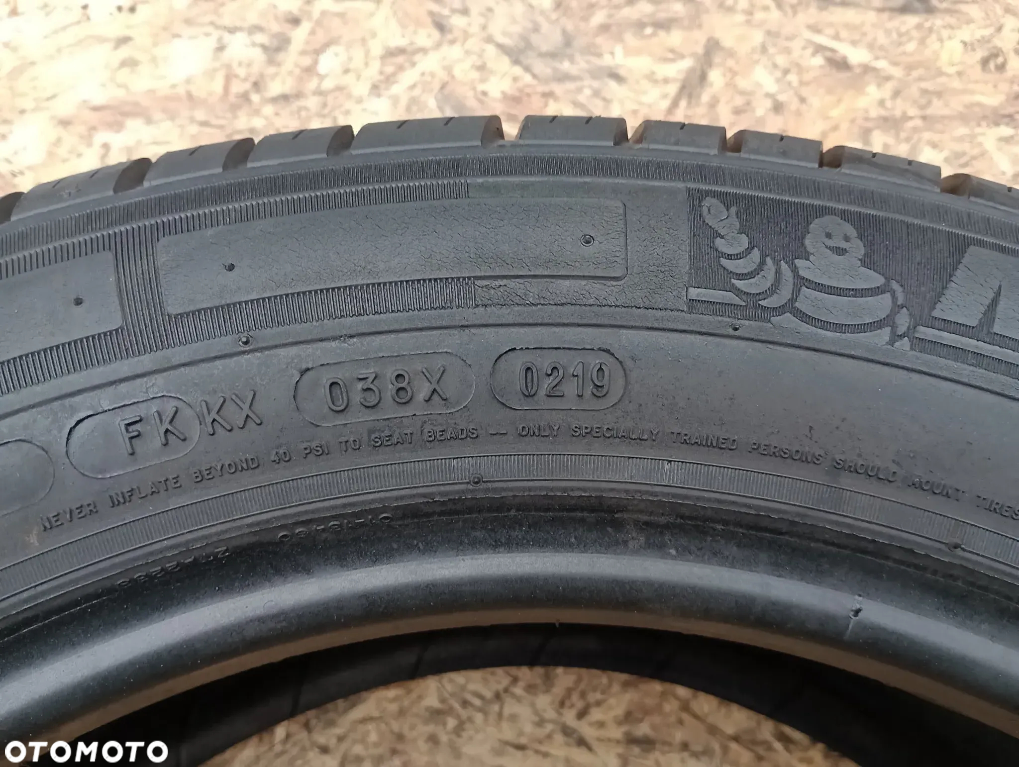 OPONY LETNIE WZMACNIANE 2x 215/60 R17C 104/102H MICHELIN AGILIS - 9