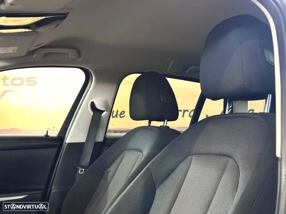 BMW 318 d Touring Aut. Advantage - 12