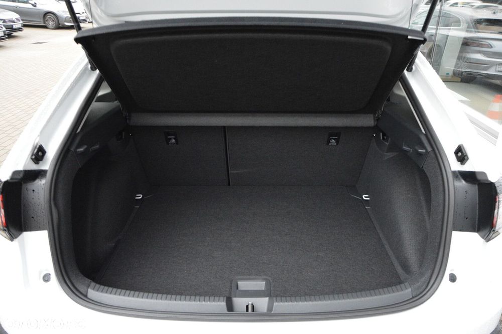 Volkswagen Taigo - 27