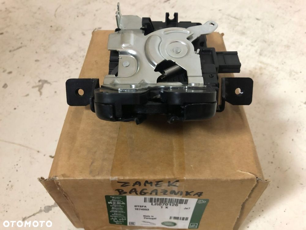 RANGE ROVER VOGUE L405 NOWY ZAMEK TYLNEJ KLAPY - 1