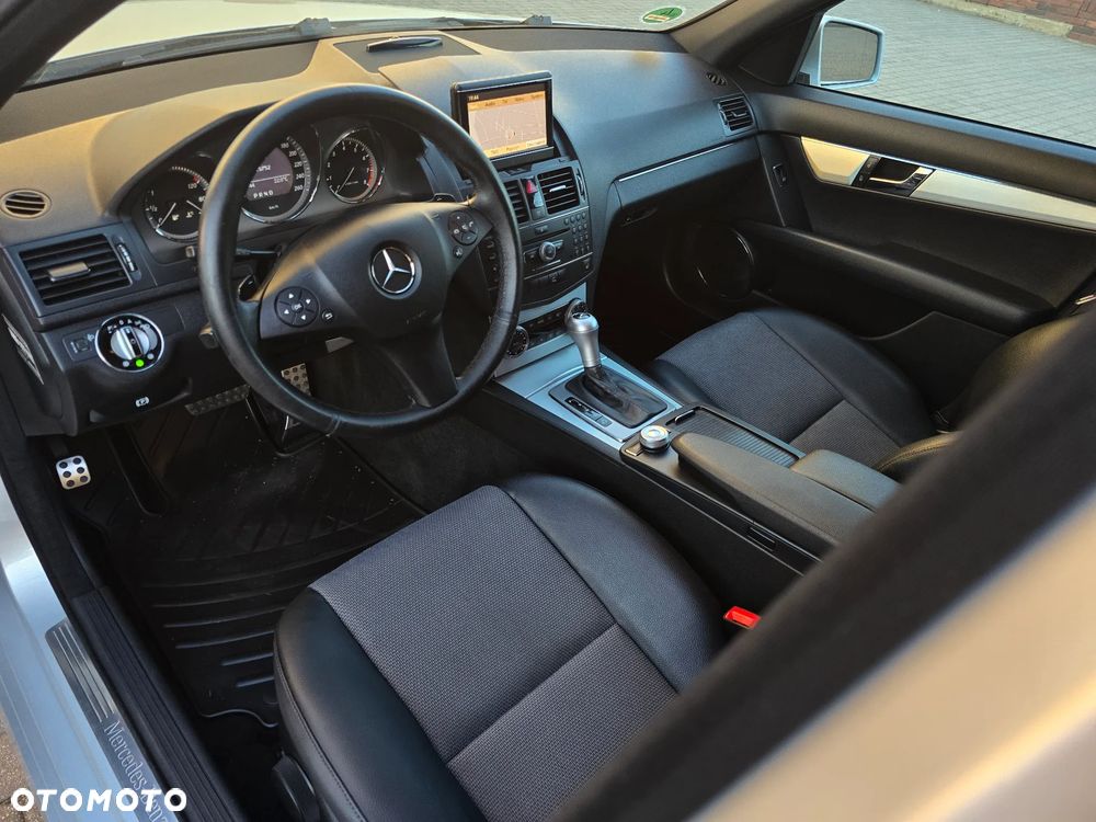 Mercedes-Benz Klasa C 300 7G-TRONIC Avantgarde - 12