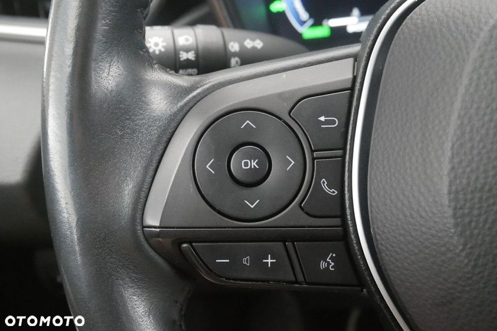 Toyota Corolla 1.8 Hybrid Comfort - 24