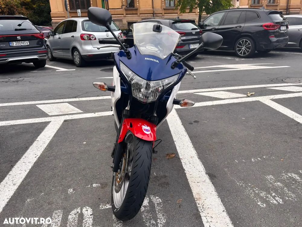 Honda CBR 250R - 3