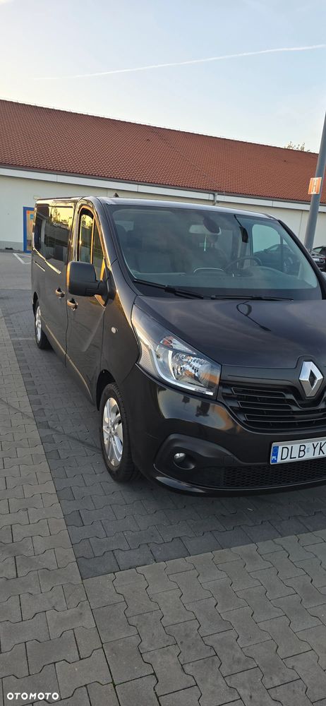 Renault Trafic - 2