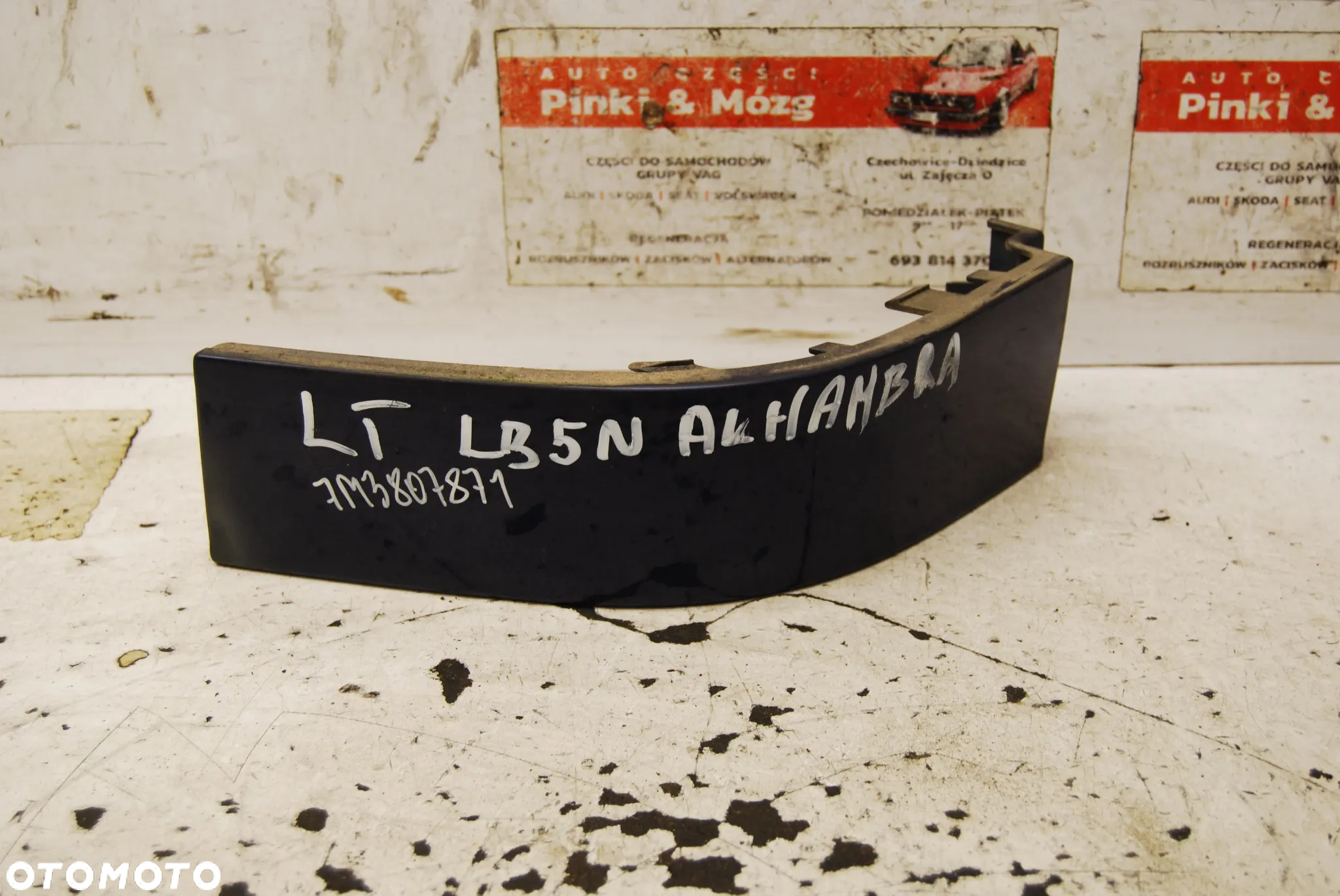 LISTWA POD LAMPĘ LEWY TYŁ 7M3807871A VW SHARAN LIFT SEAT LB5N/ LB7Z/ L041/ LB5N/ LD5Q - 7