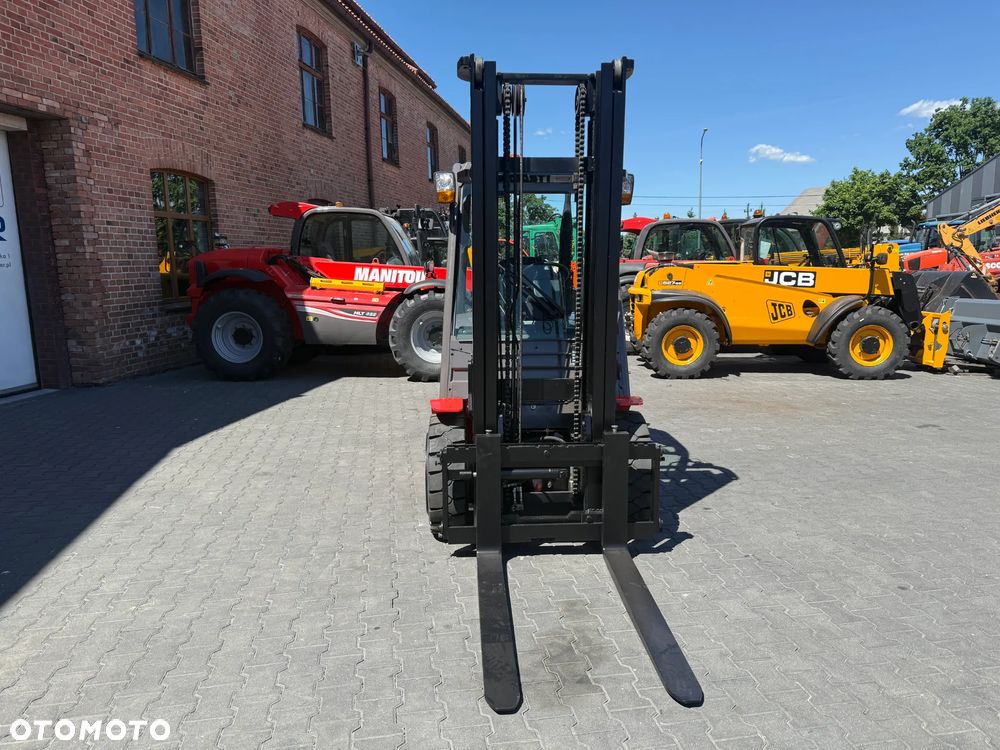 Manitou MI30G - 8