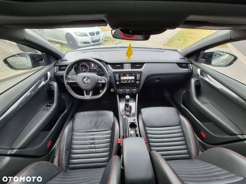Skoda Octavia 2.0 TDI 4x4 DSG RS - 8