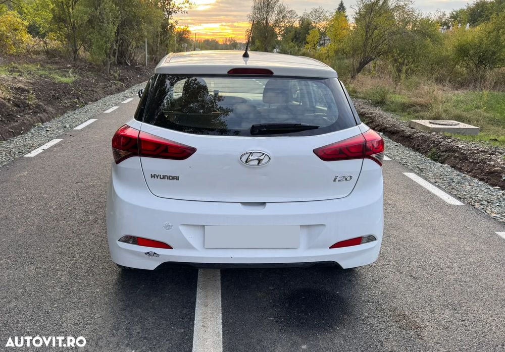 Hyundai i20 - 6