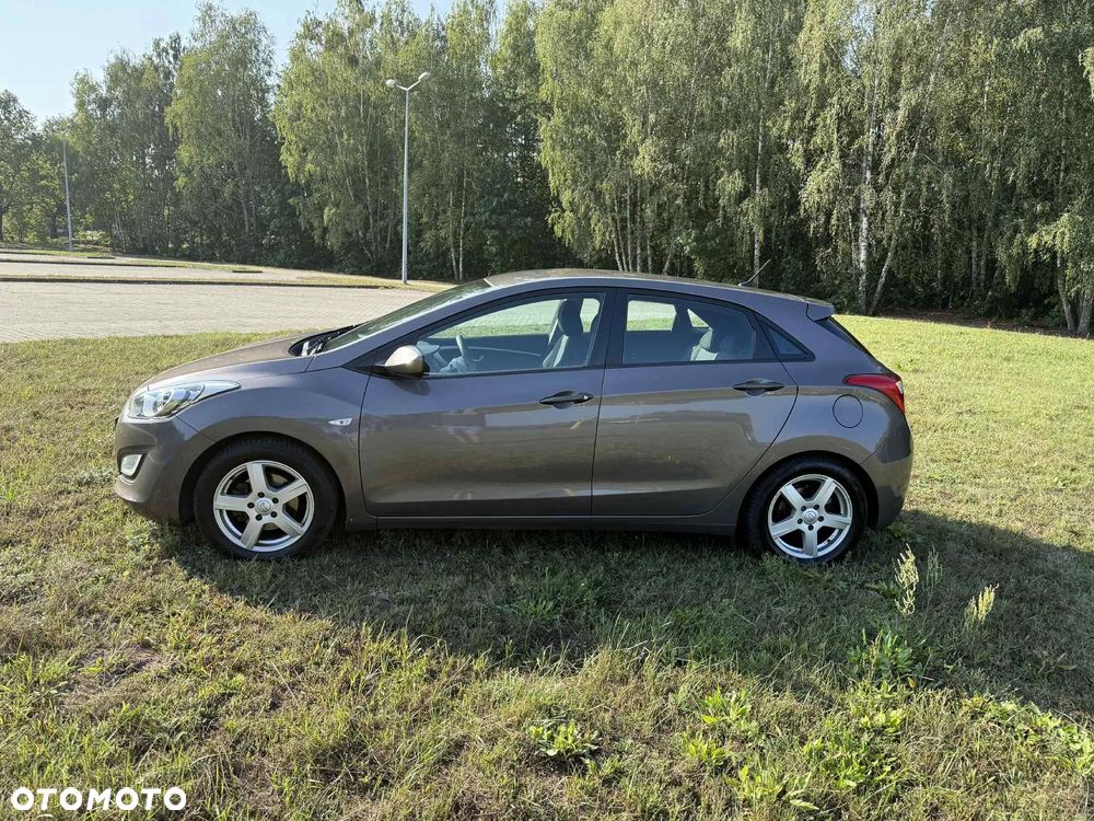 Hyundai i30 1.4 Trend - 8