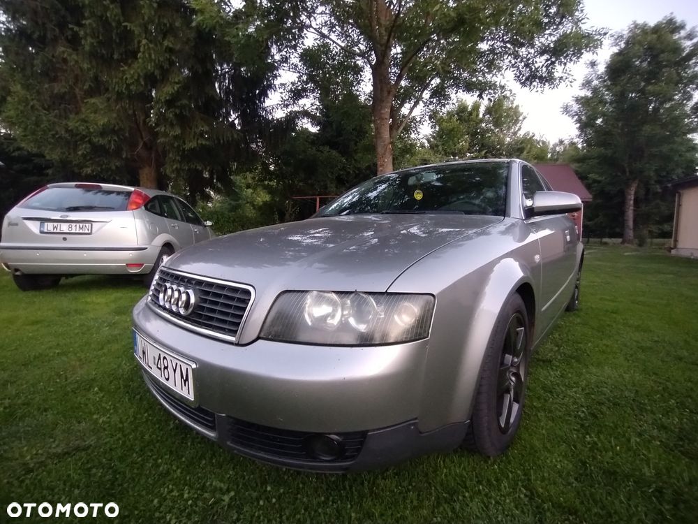 Audi A4 Limousine - 5
