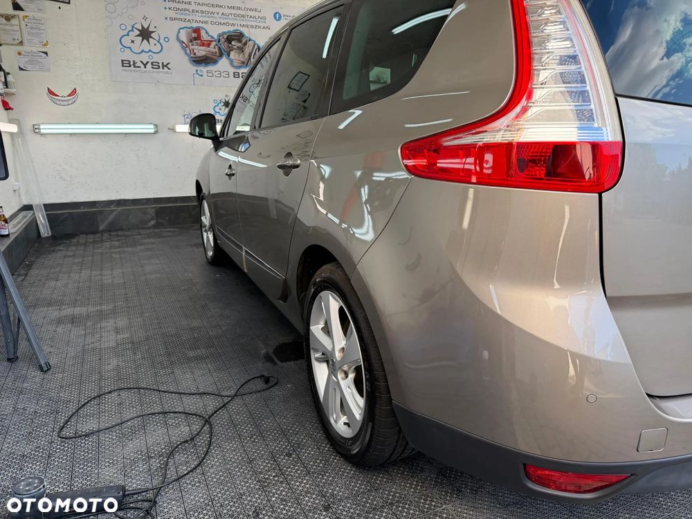 Renault Scenic 1.5 dCi Limited - 10