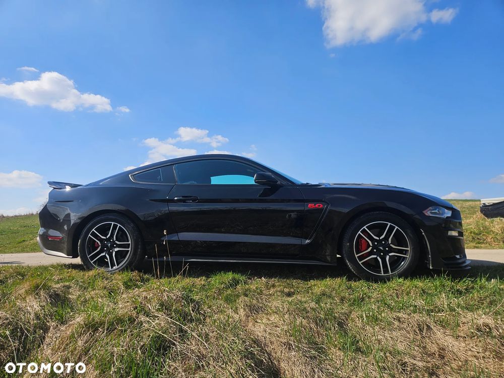 Ford Mustang - 5
