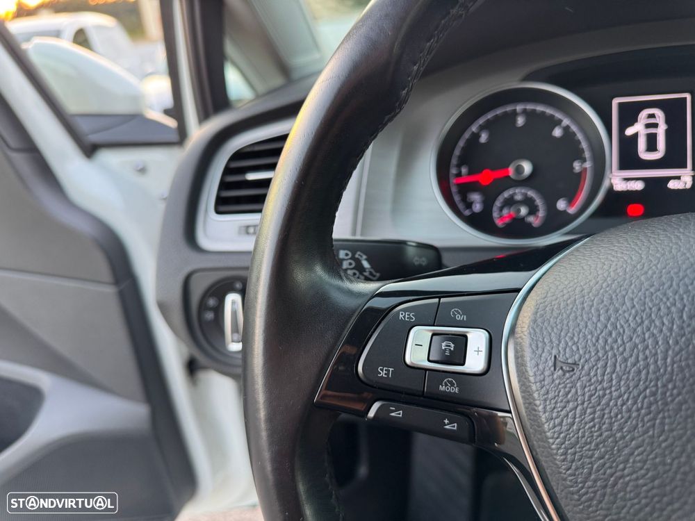 VW Golf 1.6 TDi Trendline - 16