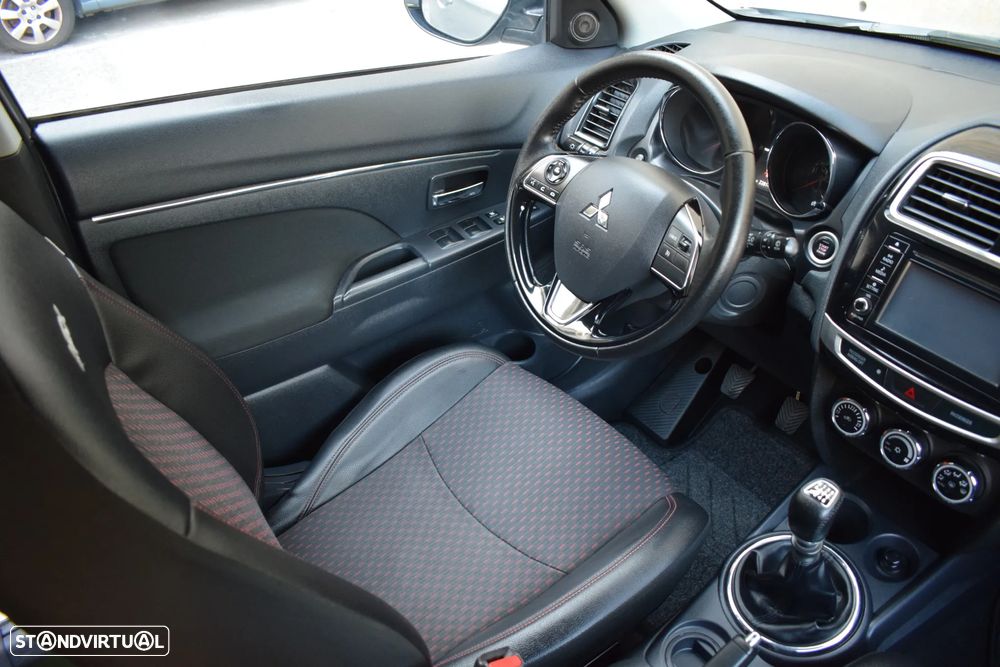 Mitsubishi ASX 1.6 DI-D Intense Black Edition - 22