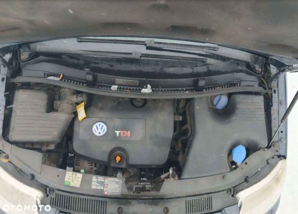 Volkswagen Sharan 1.9 TDI Comfortline Tiptr - 9