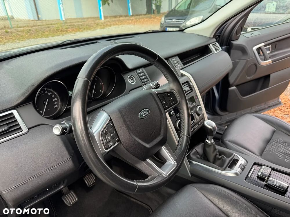Land Rover Discovery Sport - 21