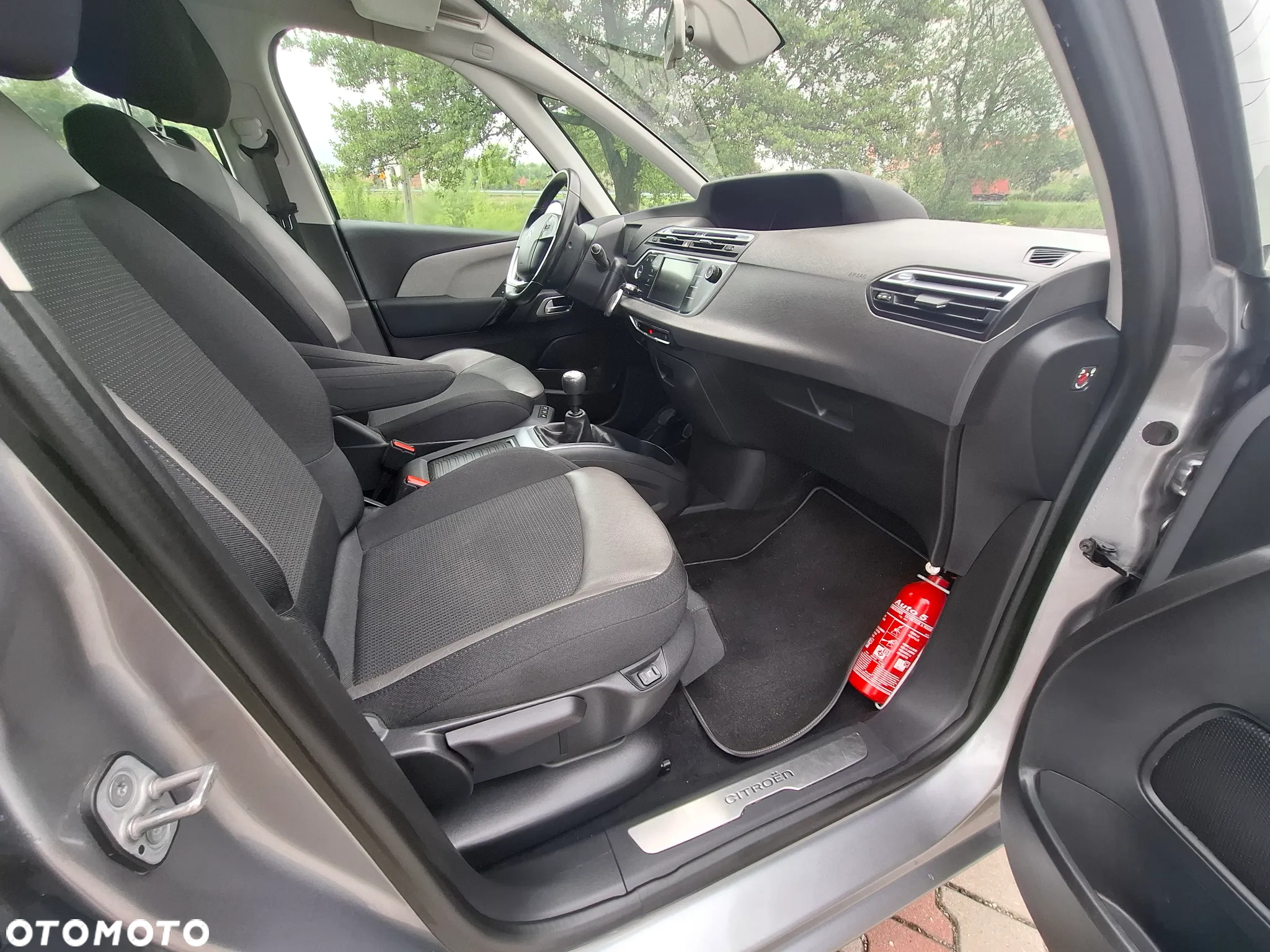 Citroën C4 Picasso PureTech 130 Stop&Start Exclusive - 27