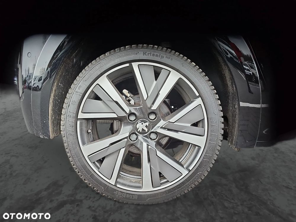 Peugeot 208 1.2 PureTech GT Line S&S - 9