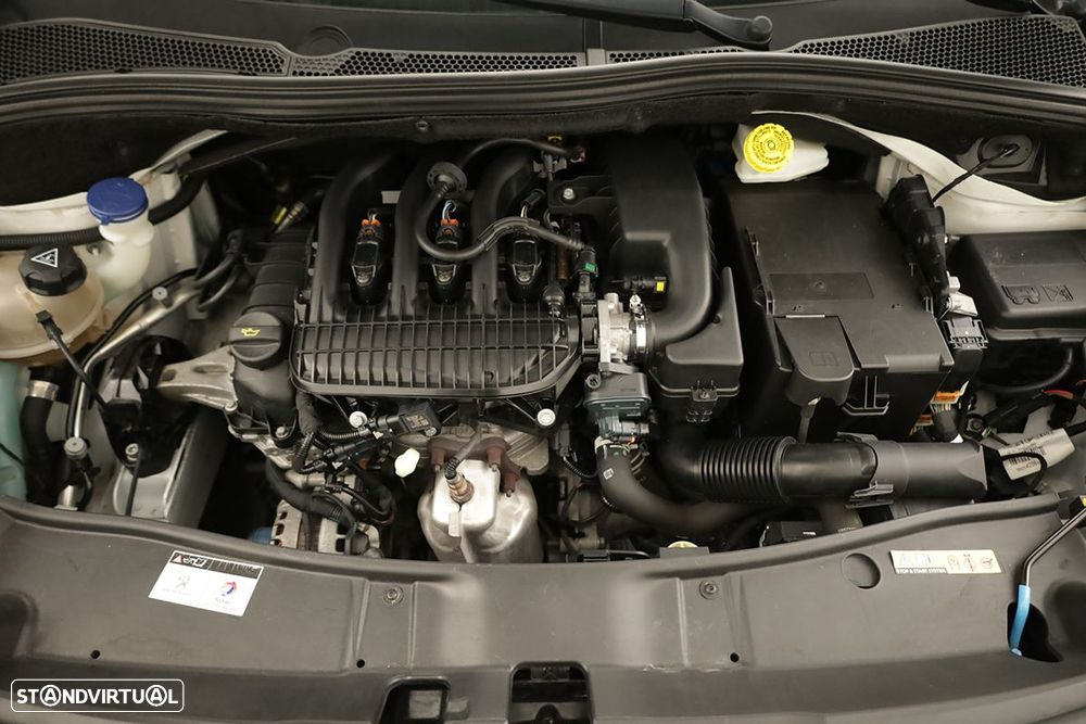 Peugeot 2008 1.2 PureTech Active - 24