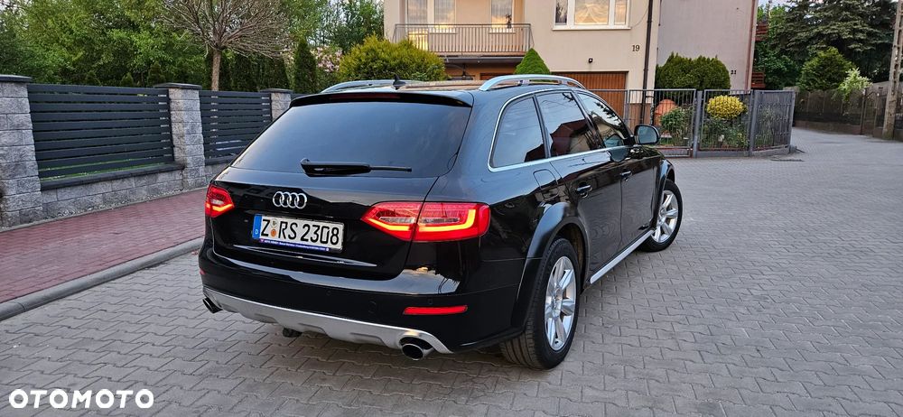 Audi A4 Allroad - 12