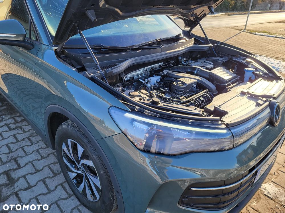 Volkswagen Tiguan - 22