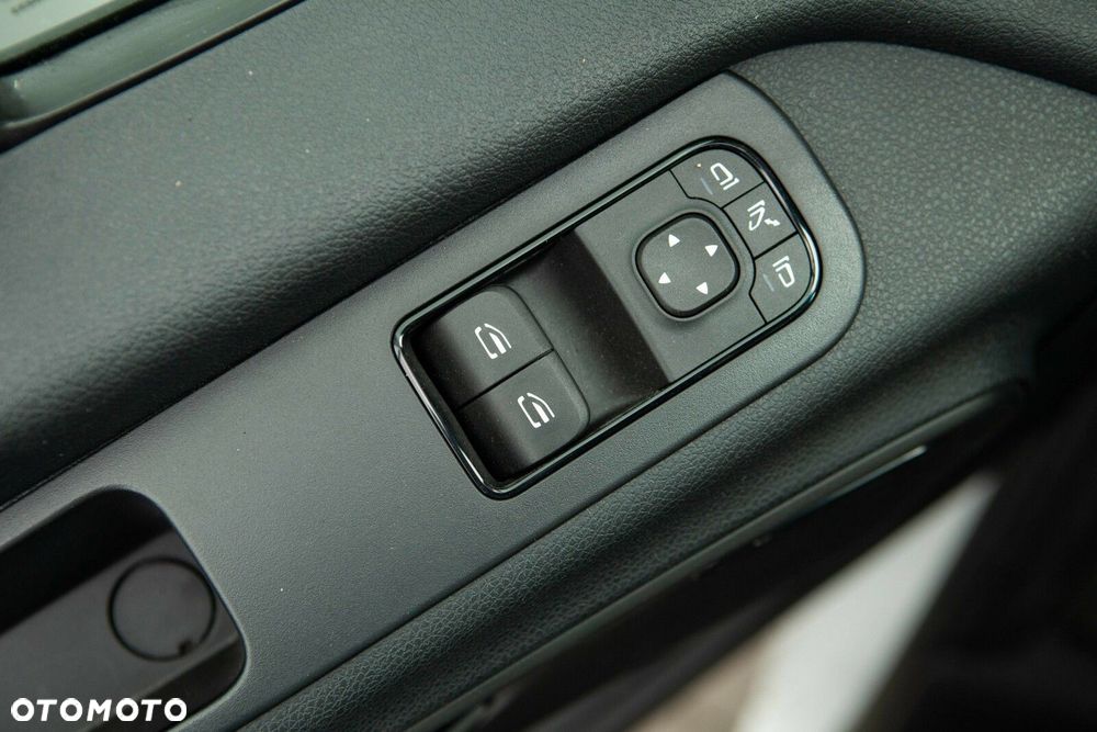 Mercedes-Benz eSprinter - 19
