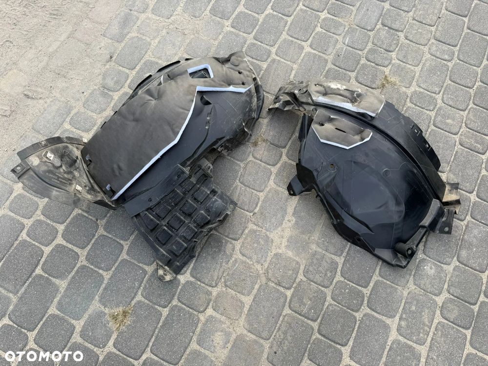 Nissan Qashqai J12 nadkole przód lewa i prawa strona oryginał