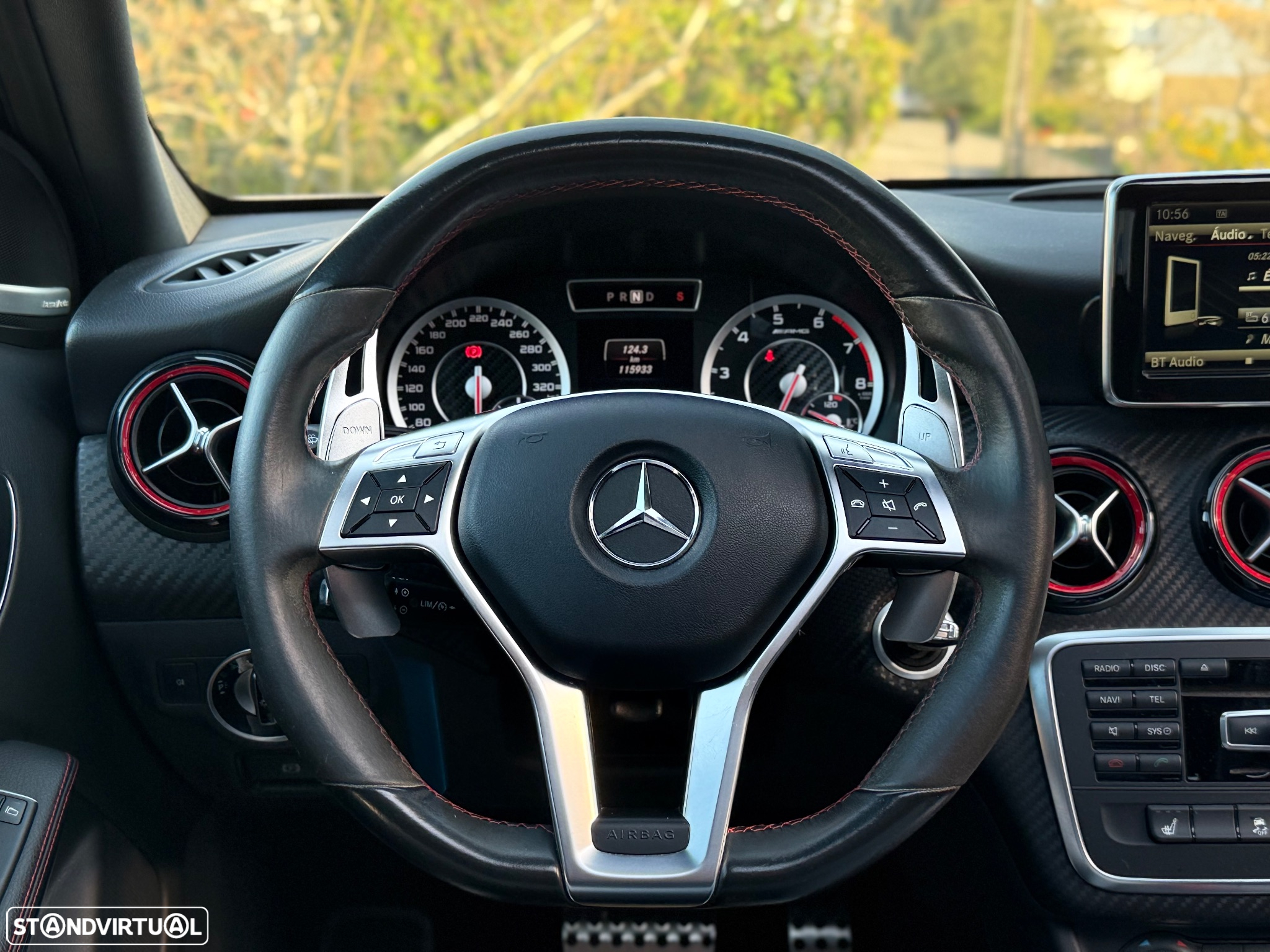 Mercedes-Benz A 45 AMG 4Matic Speedshift 7G-DCT - 17
