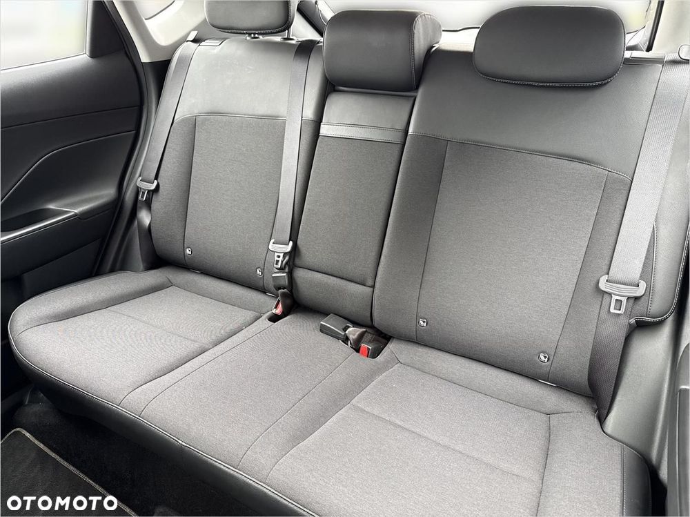 Hyundai Kona - 16