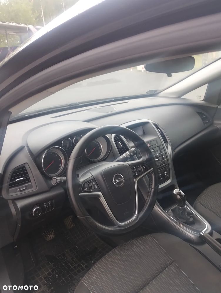Opel Astra 1.6 CDTI Enjoy - 3
