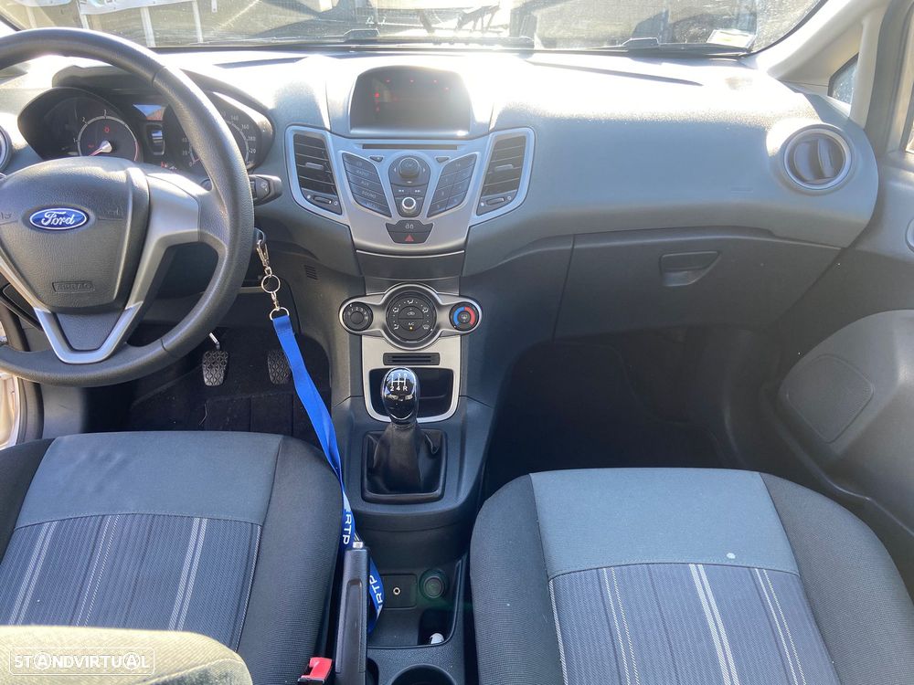 Ford Fiesta 1.4 TDCI Titanium - 9