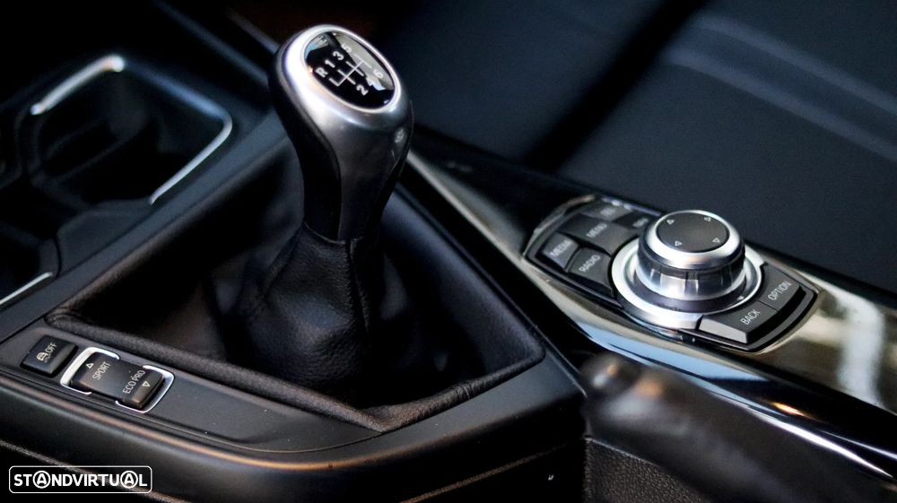 BMW 116 d Line Sport - 12