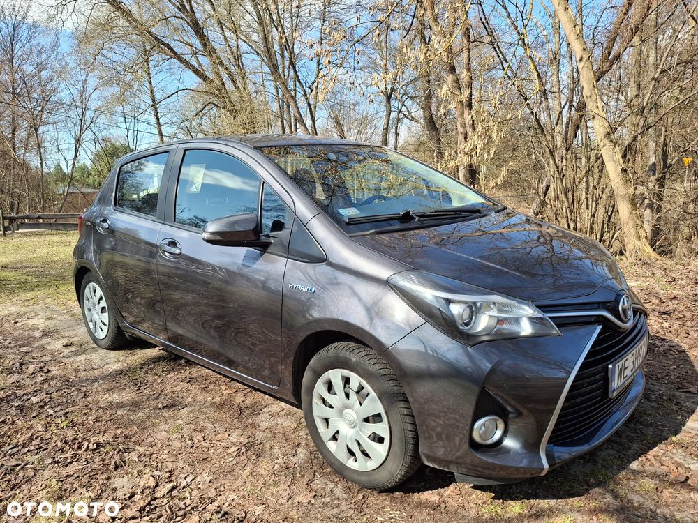 Toyota Yaris Hybrid 100 Dynamic EU6 - 3