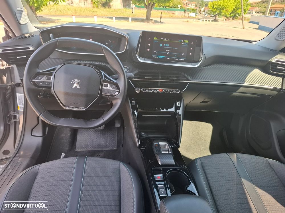 Peugeot 2008 - 6