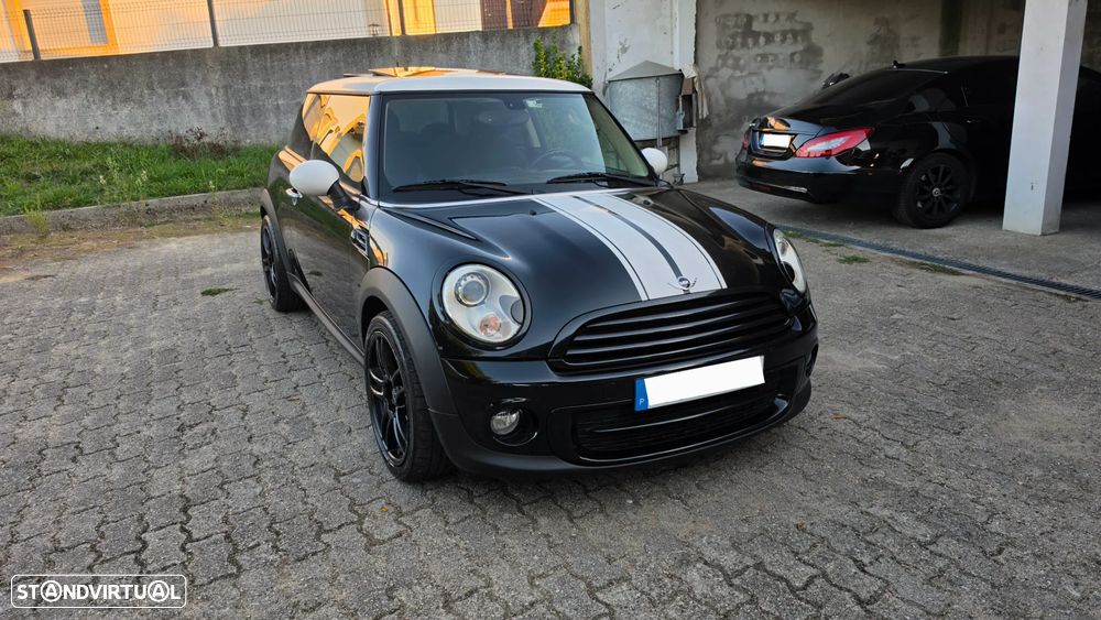 MINI 3 Portas Cooper D - 4