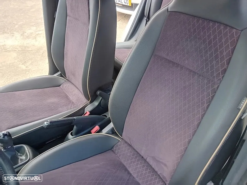 SEAT Mii 1.0 Style S/S - 11