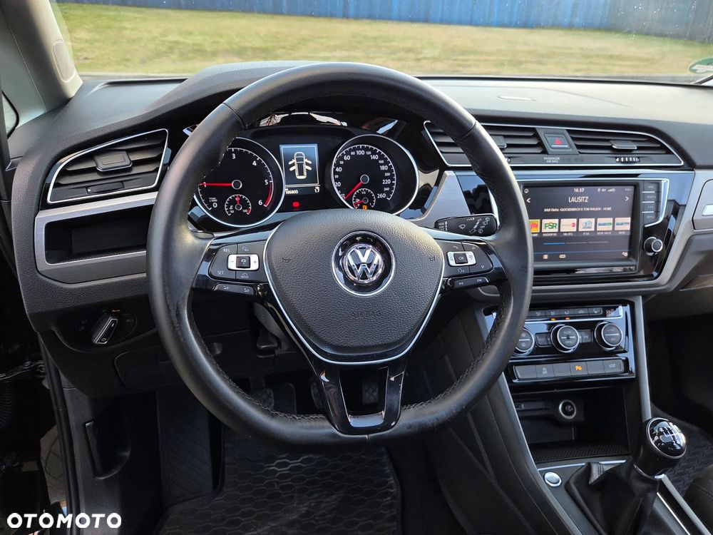 Volkswagen Touran 1.6 TDI SCR (BlueMotion Technology) Comfortline - 30