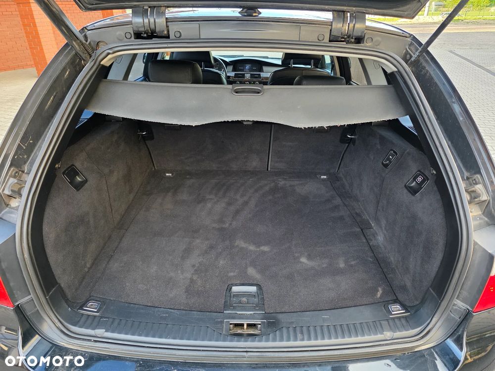 BMW Seria 5 - 33