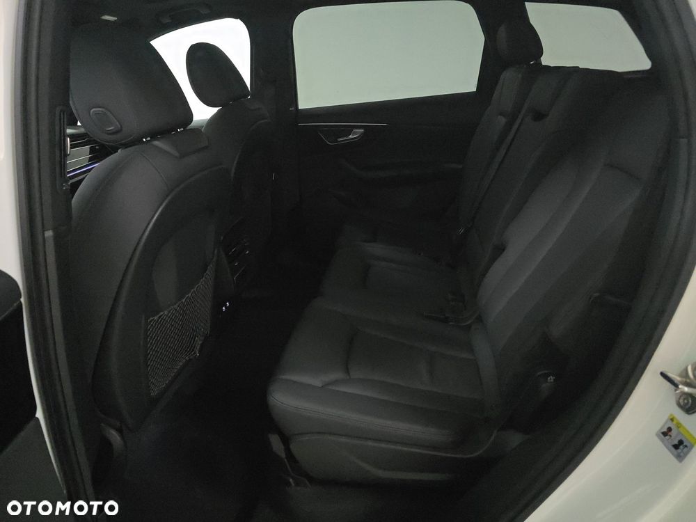 Audi Q7 - 12
