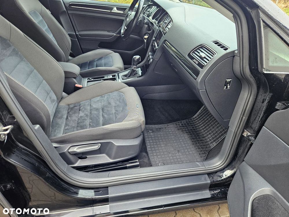 Volkswagen Golf 1.4 TSI BMT Comfortline DSG - 22