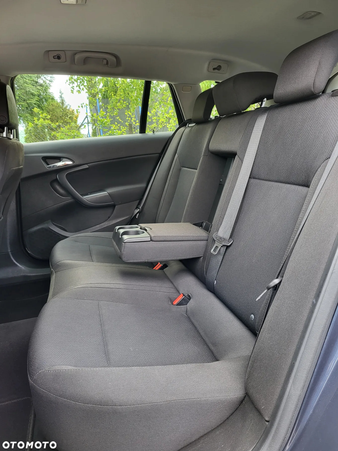 Opel Insignia 1.6 Turbo Sports Tourer Cosmo - 29