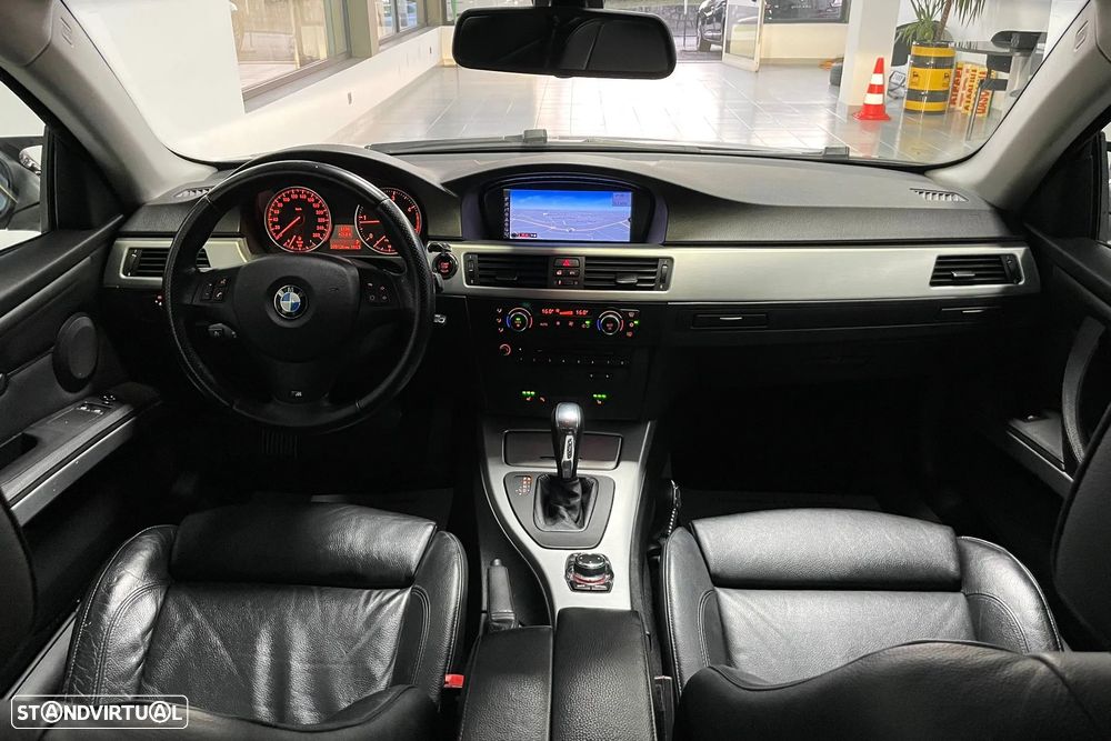 BMW 320 d Coupe Aut. - 23
