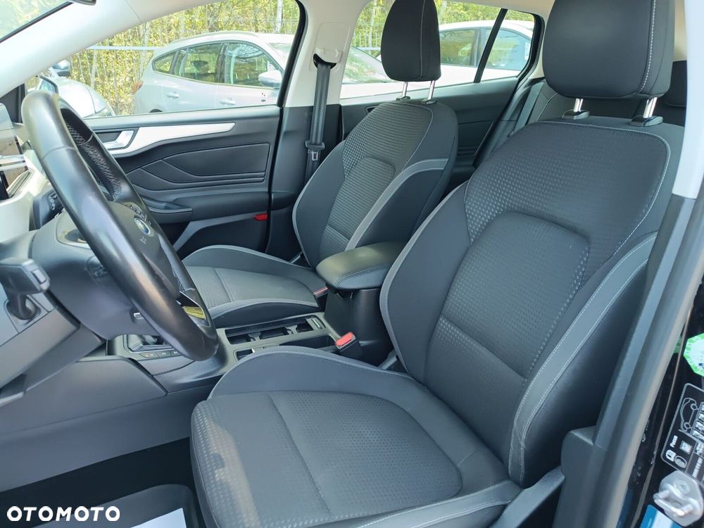 Ford Focus 1.5 EcoBlue Connected - 23