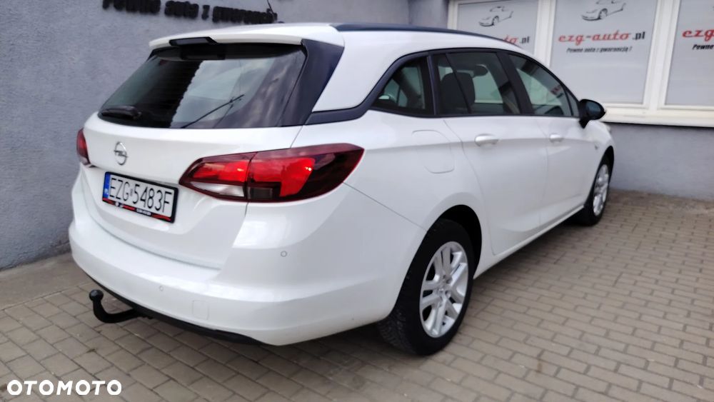 Opel Astra - 8