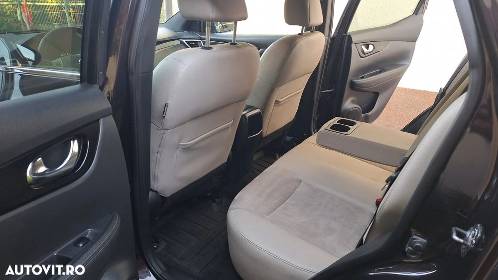 Nissan Qashqai 1.6 DCI ALL-MODE 4x4i Black Edition - 7