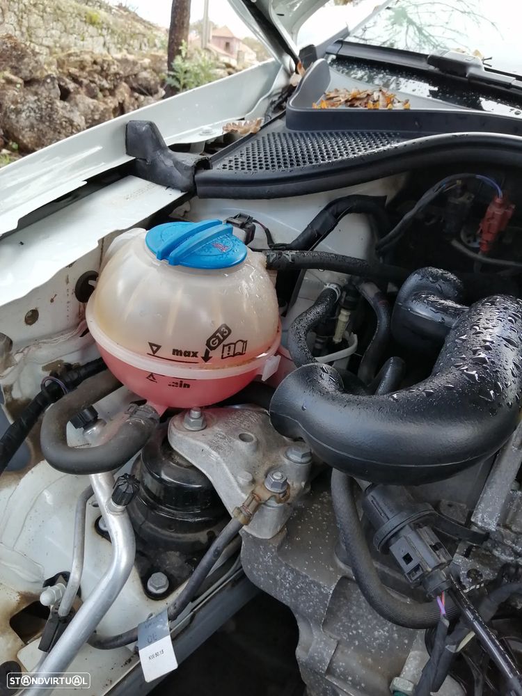 VW Polo 1.0 (Blue Motion ) Trendline - 19