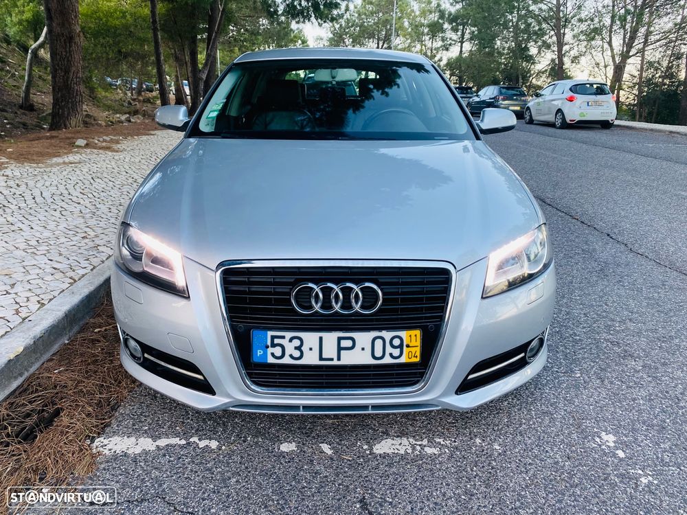 Audi A3 Sportback 2.0 TDi Sport S tronic - 2