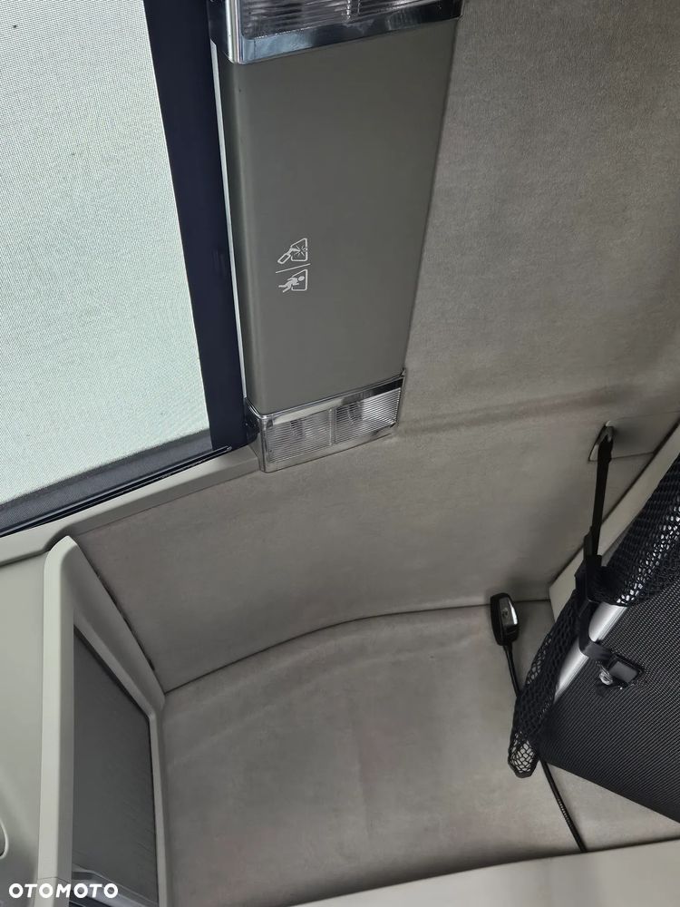 Volvo FH4 460  *mega* - 9