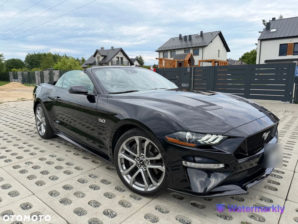 Ford Mustang - 1