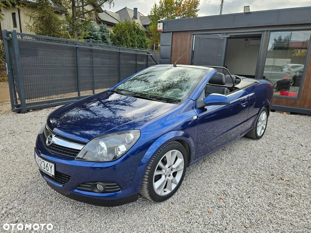 Opel Astra 1.8 Cosmo - 24